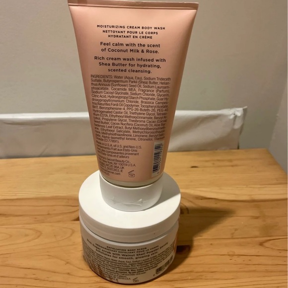 Victoria Secret Body Wash with Shea Butter - Picture 2 of 3